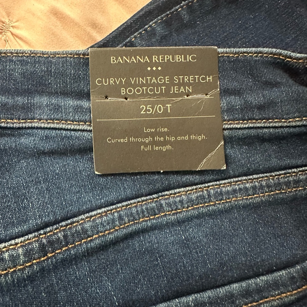 NWTS -Banana republic boot cut jeans dark wash. Tall size 0/25.